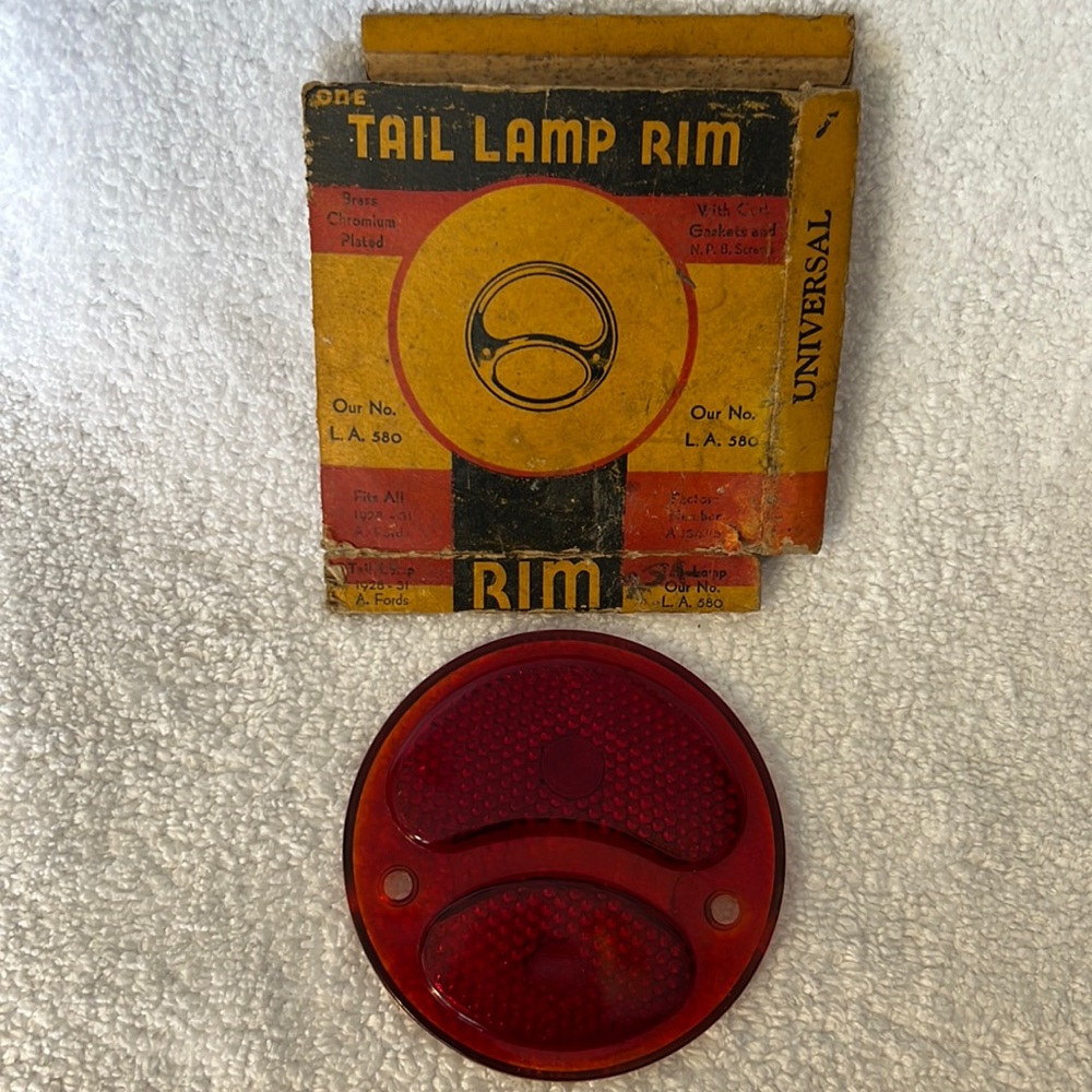 Vintage 1928-31 Ford Model A Tiger-Ey Tail Light Lens